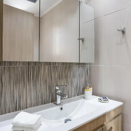 Διαμέρισμα Luxury & Cozy