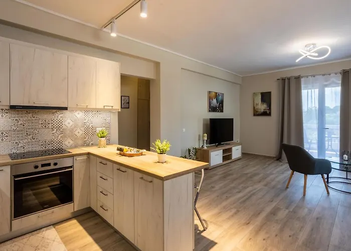 Luxury & Cozy Appartement Messíni