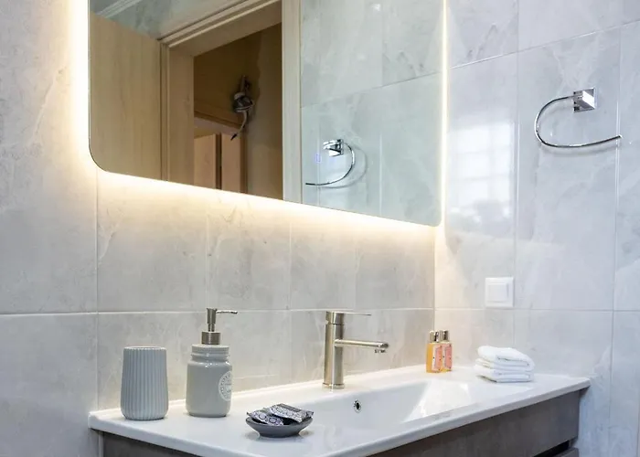 Luxury & Cozy Appartement Messíni